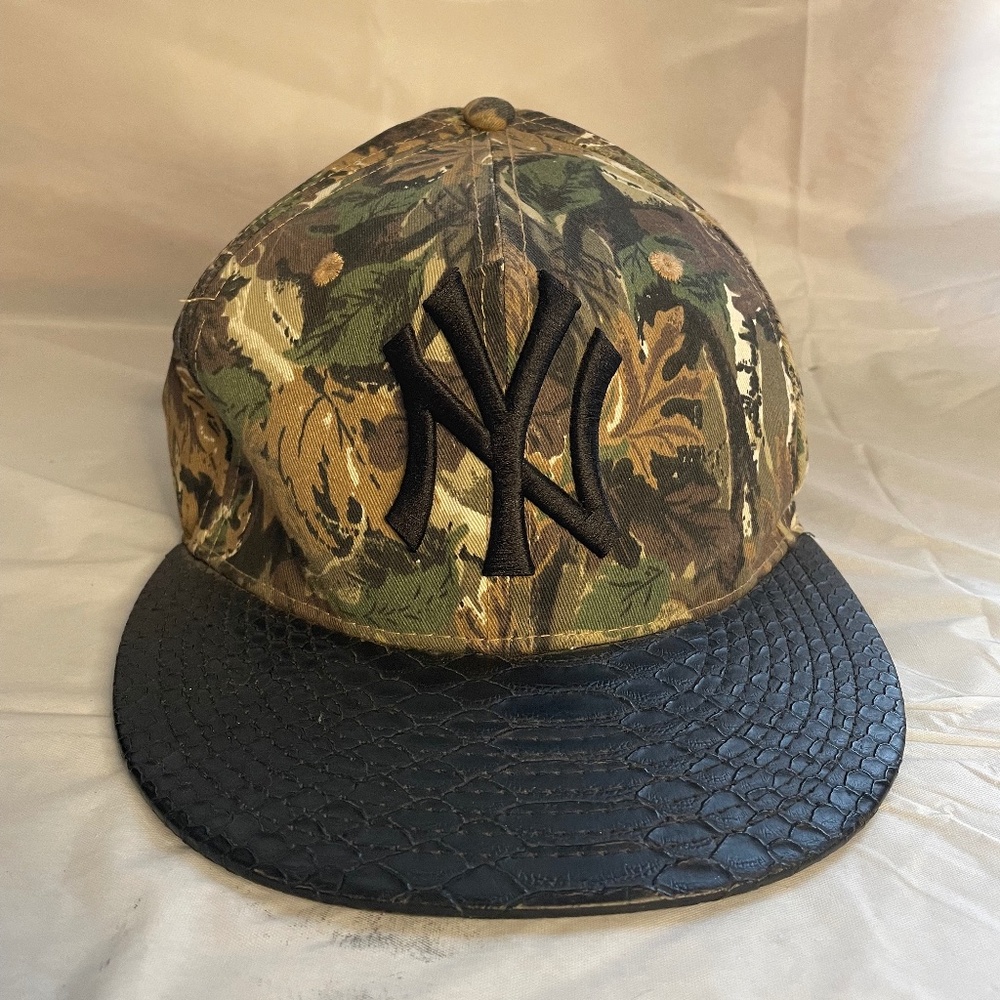 New York Yankees New Era Fits Flat Bill Leather Retro Snapback Hat Adjustable